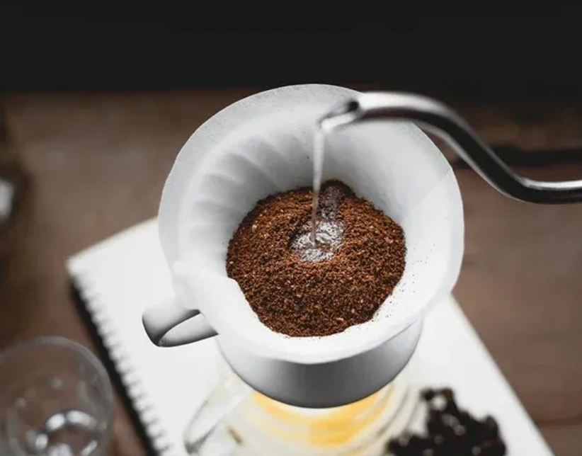 Hario V60 Coffee Filter Papers – Size 01 White – 100 Pack